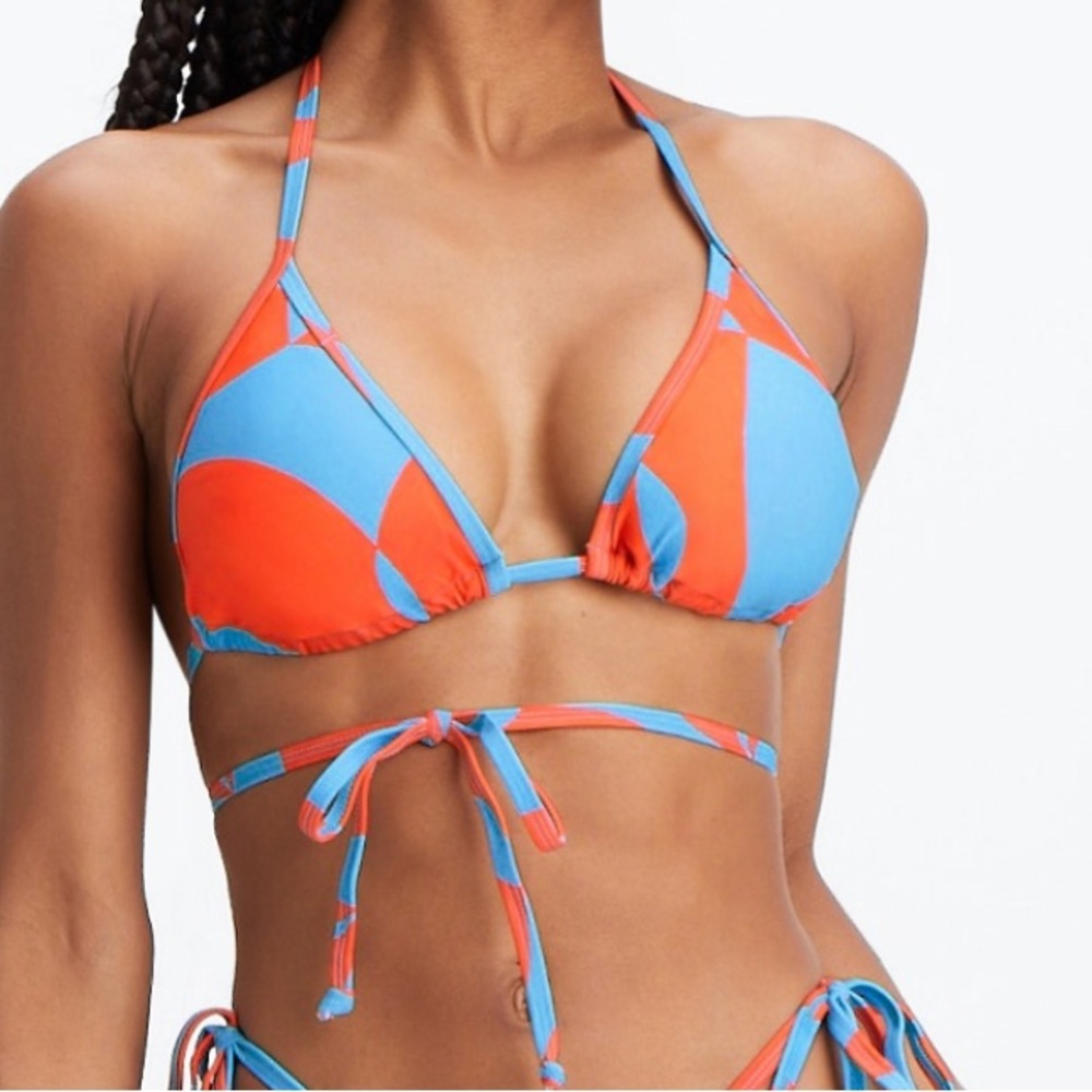 FABLETICS Triangle String Bikini Top - Picture 4 of 11